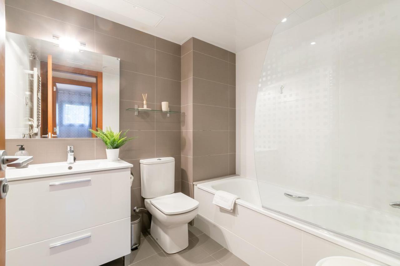 Sant Sebastia Moderno Apartamento A 100 Metros De La Playa Sitges Buitenkant foto